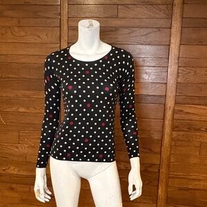 Source Unknown Black Polka Dot Long Sleeve Tee. Merino wool